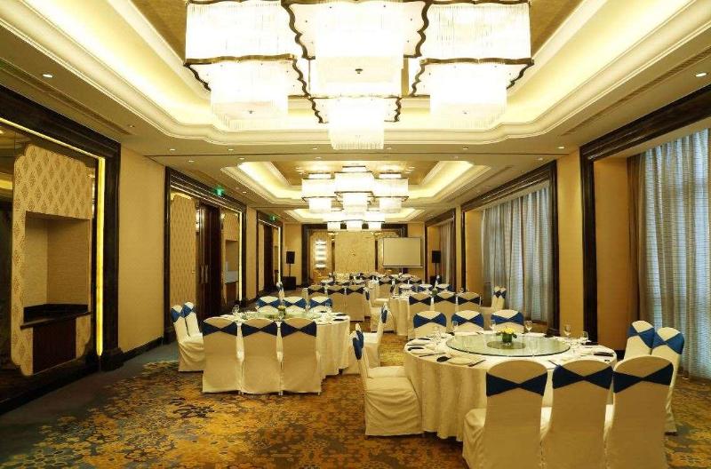 Hangzhou Bay Universal Hotel image