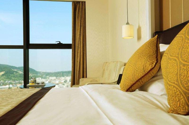 Hangzhou Bay Universal Hotel image