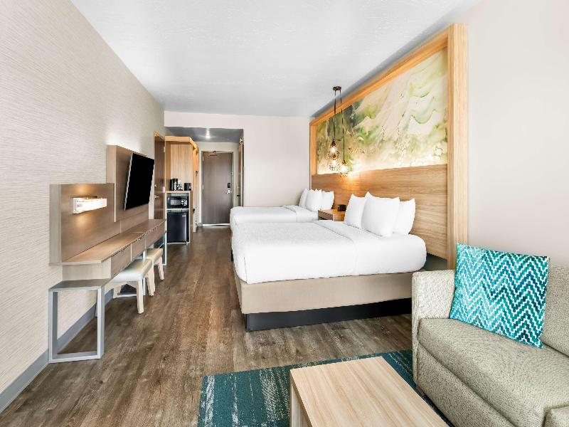 Best Western Plus Settlers Point image