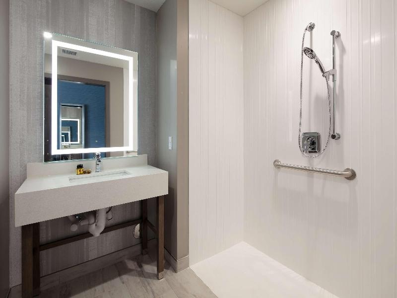 Best Western Plus Settlers Point image