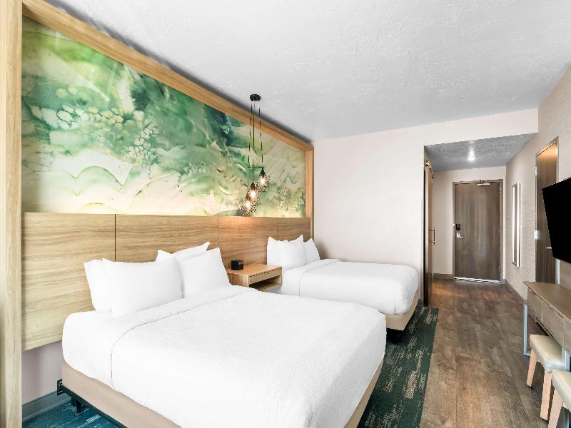 Best Western Plus Settlers Point image