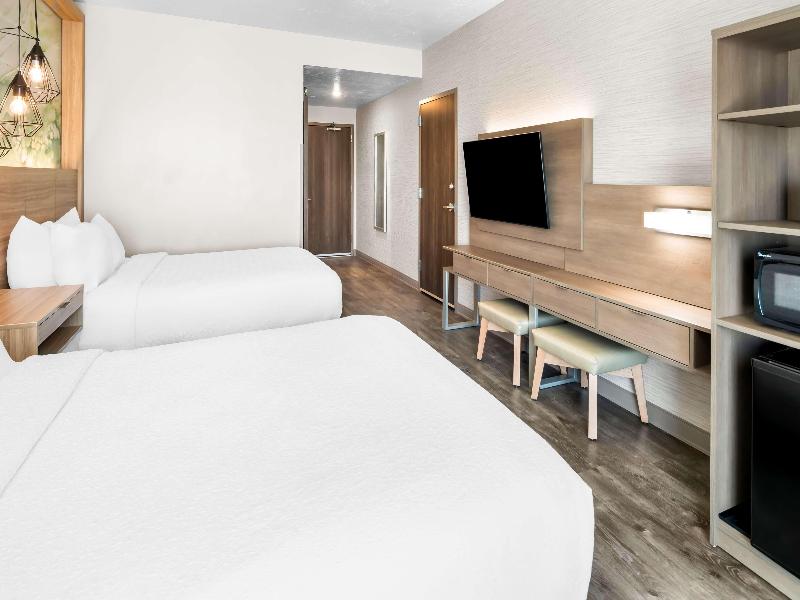 Best Western Plus Settlers Point image