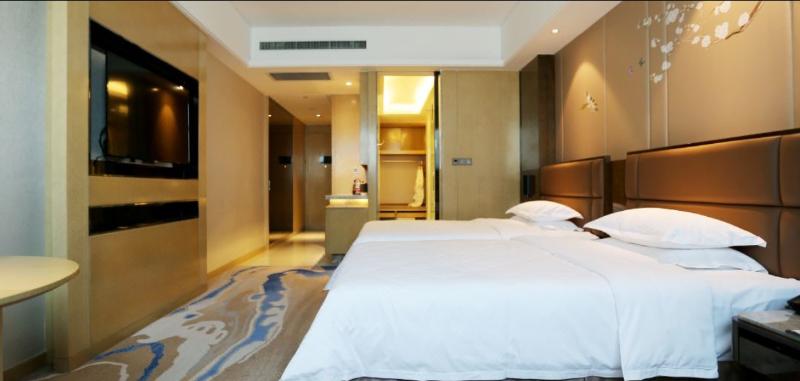 Li  Cai Tian Qi Hotel