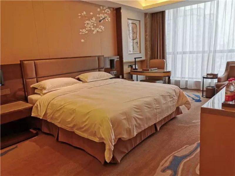 Li  Cai Tian Qi Hotel image