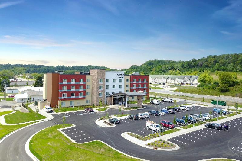 Fairfield Inn & Suites by Marriott Decorah image