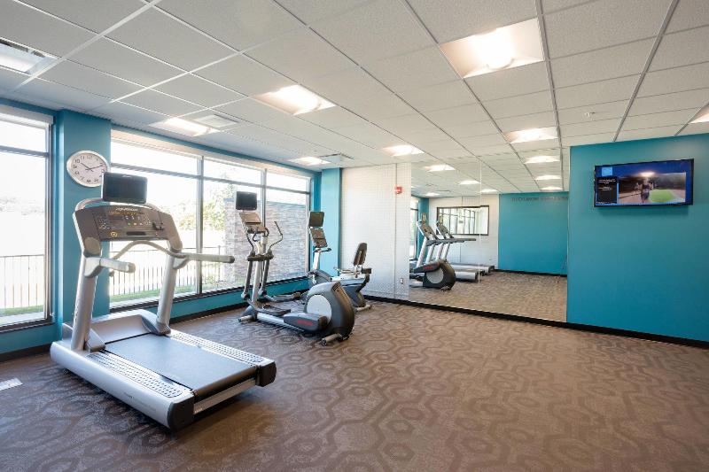 Fairfield Inn & Suites by Marriott Decorah image