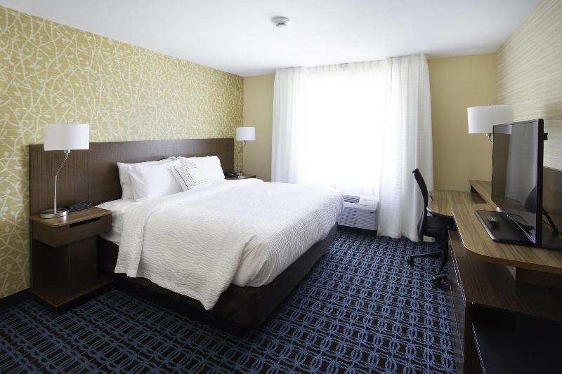 Fairfield Inn & Suites by Marriott Decorah image