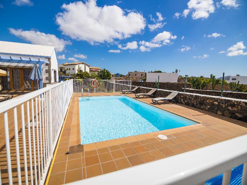Villas Tao Mazo image