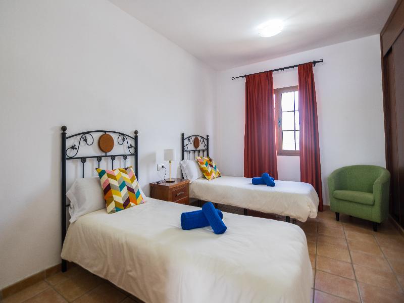 Villas Tao Mazo image