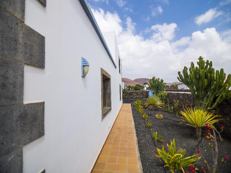 Villas Tao Mazo image