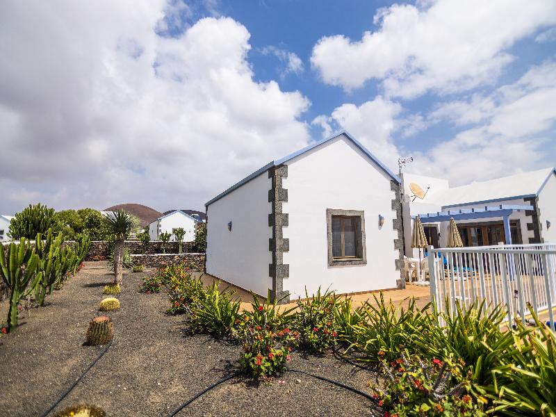 Villas Tao Mazo image
