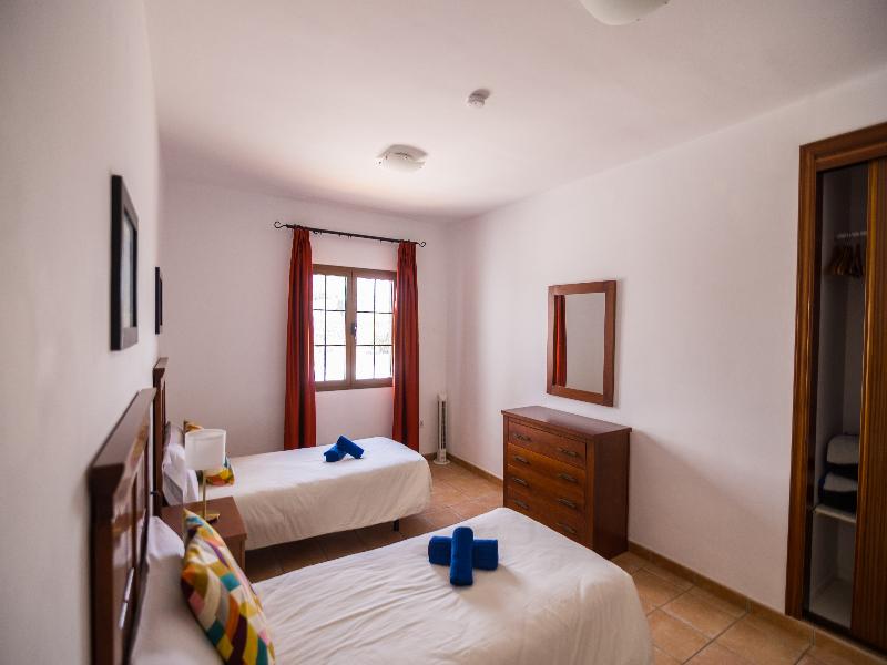 Villas Tao Mazo image