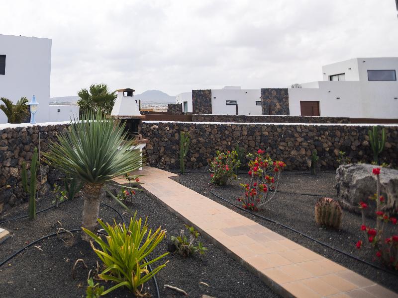 Villas Tao Mazo image