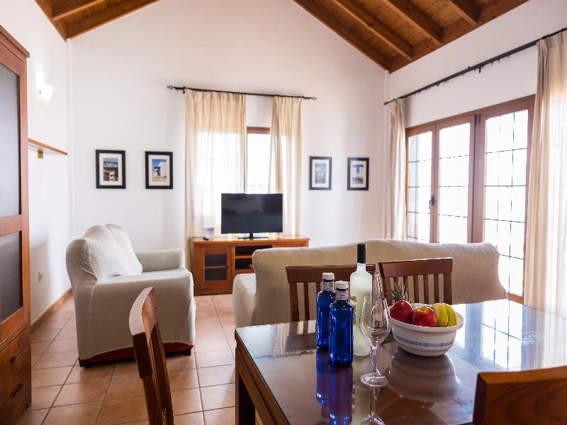 Villas Tao Mazo image