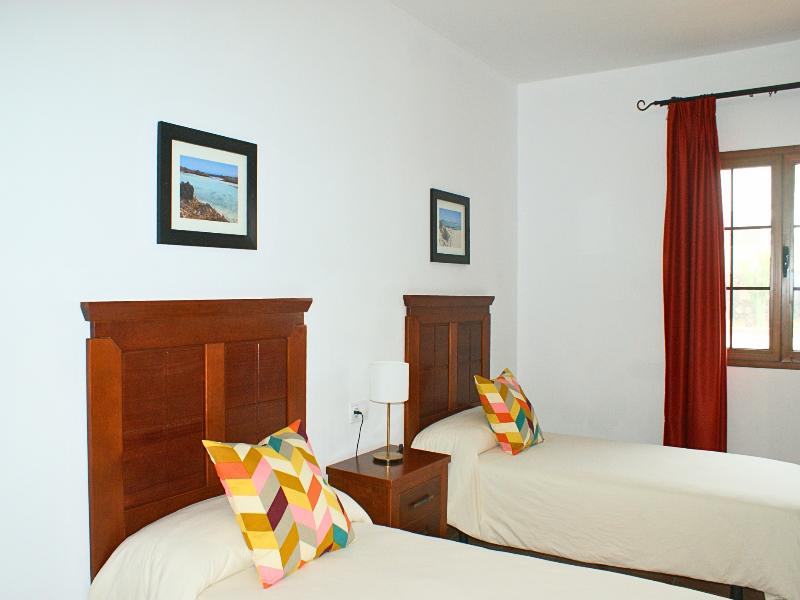 Villas Tao Mazo image