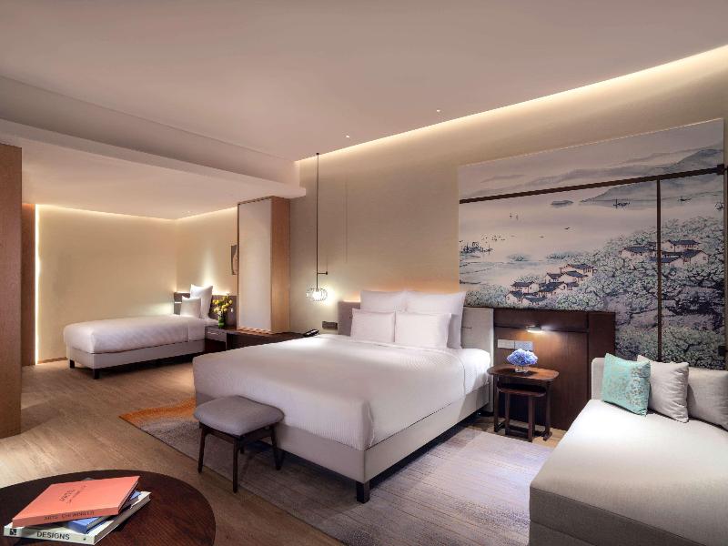 Pullman Yueyang Hotel image