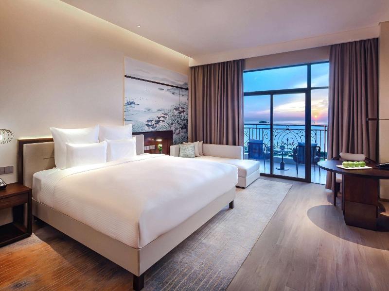 Pullman Yueyang Hotel image 1
