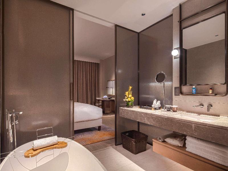 Pullman Yueyang Hotel image