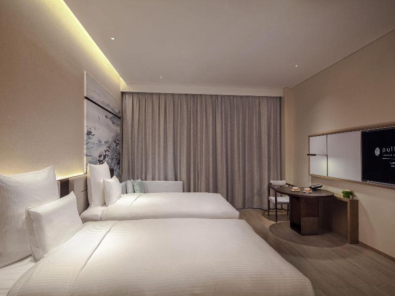Pullman Yueyang Hotel image