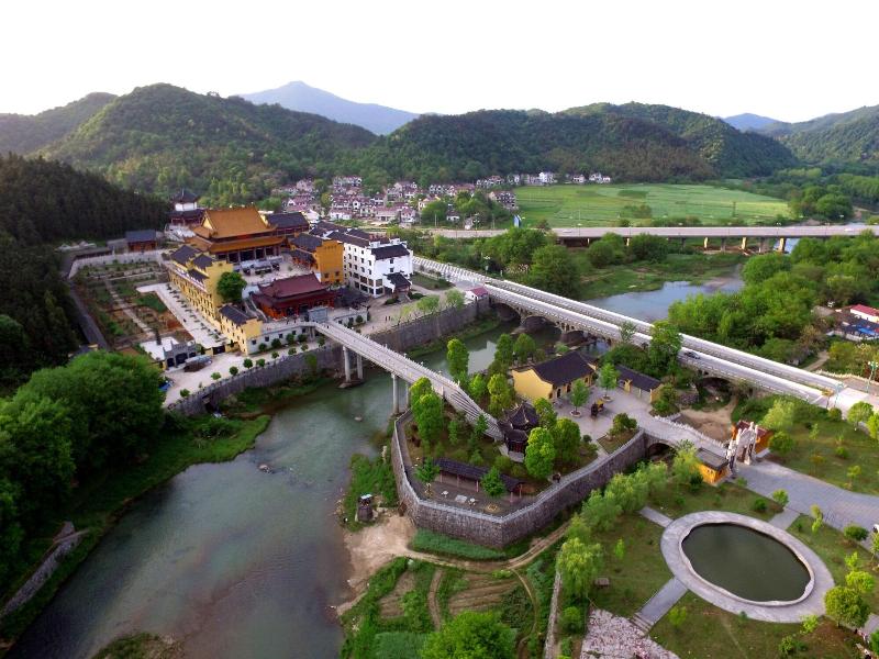 Wuxi Shanse Hotel — general view