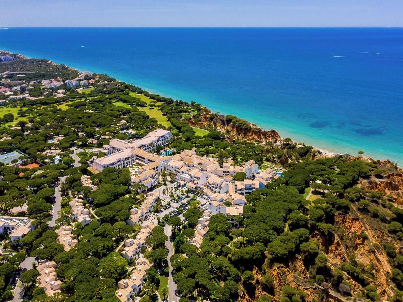 Pine Cliffs Village & Golf Suites image