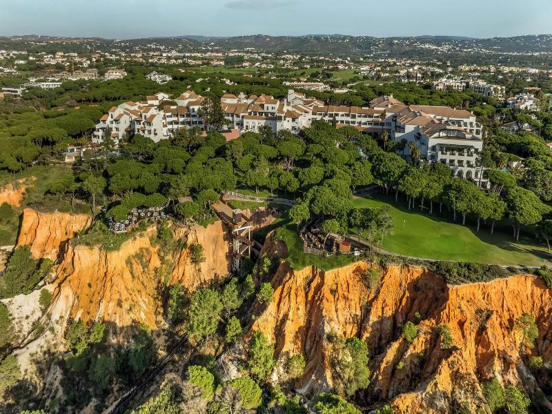 Pine Cliffs Village & Golf Suites image