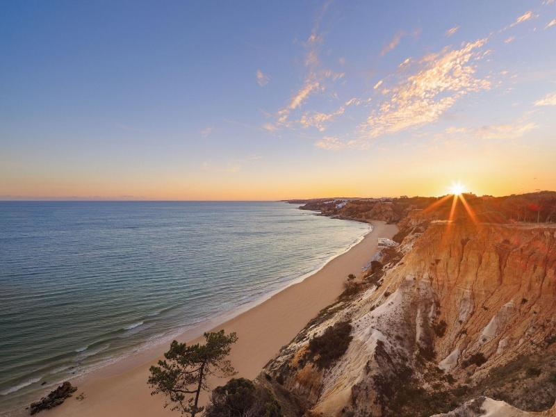 Pine Cliffs Village & Golf Suites image