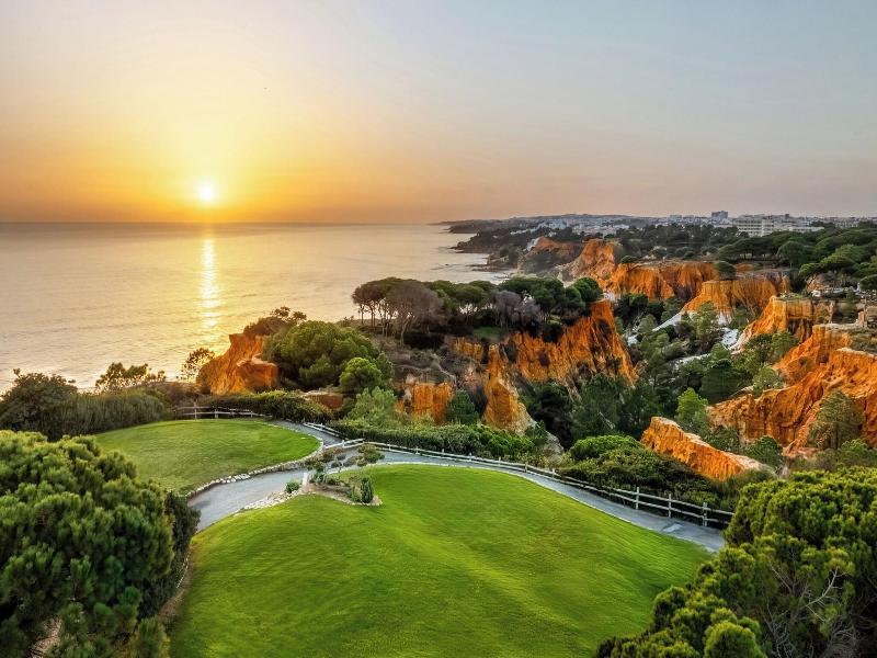 Pine Cliffs Village & Golf Suites image