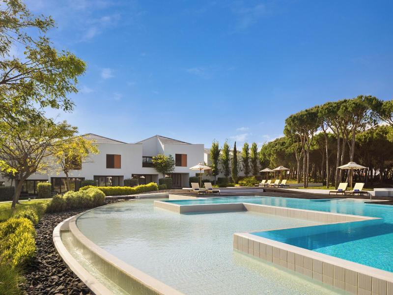 Pine Cliffs Village & Golf Suites image