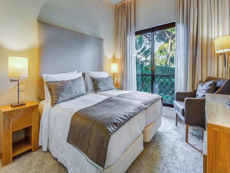 Pine Cliffs Village & Golf Suites image