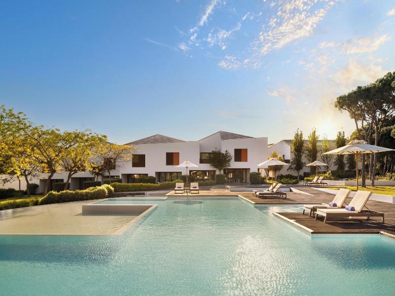 Pine Cliffs Village & Golf Suites image