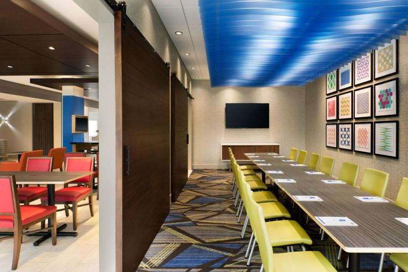 Holiday Inn Express Alliance image