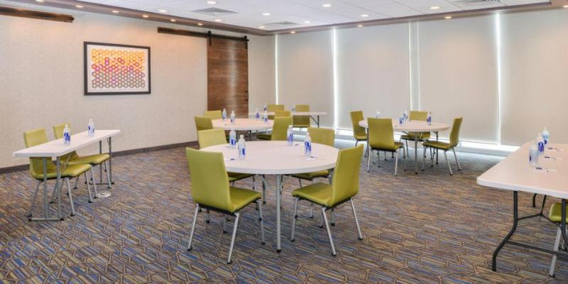 Holiday Inn Express Alliance image