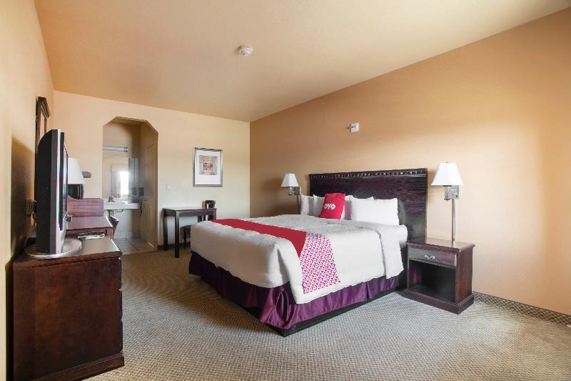 OYO Hotel Valley View TX, I-35 image