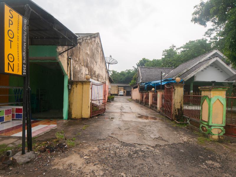 SPOT ON 2501 Rendy Putra Malingping — photo 3