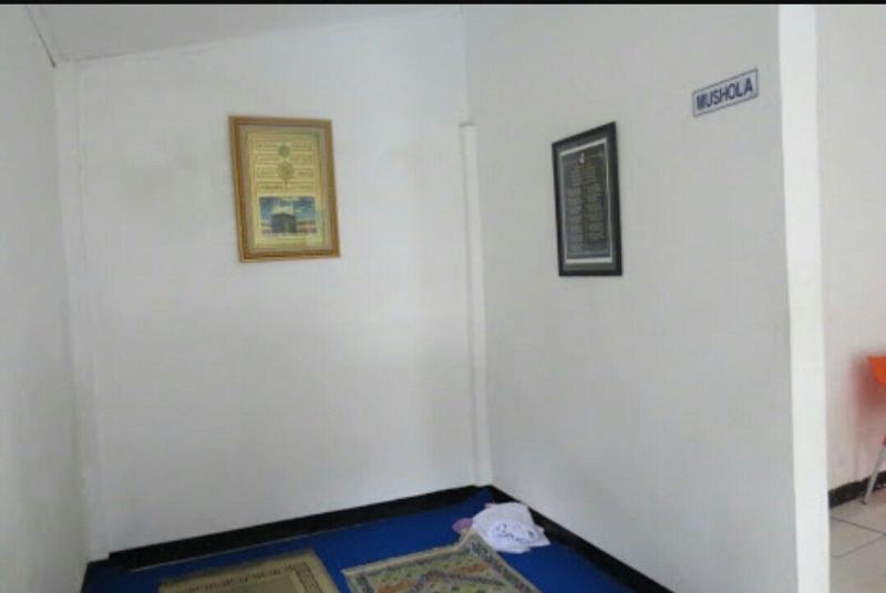 SPOT ON 2425 Salina Homestay Syariah image