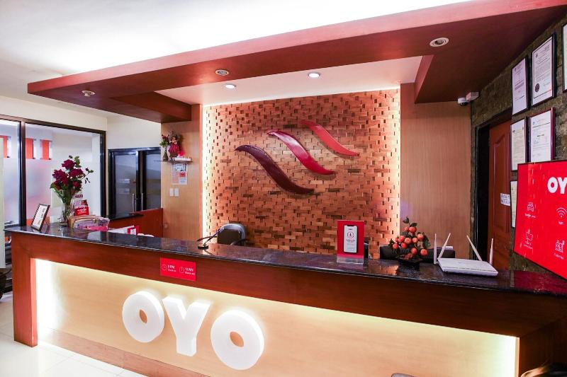 OYO 415 Florotel Gensan
