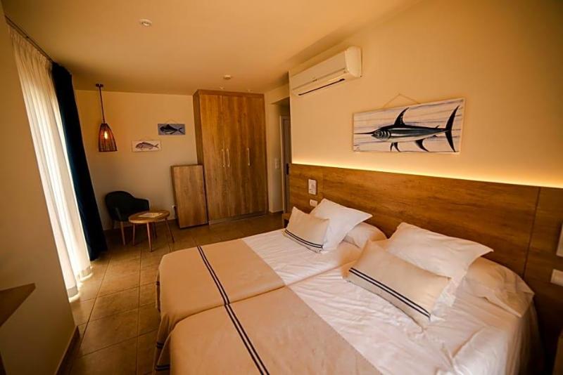 Logis Hotel Tamariu image