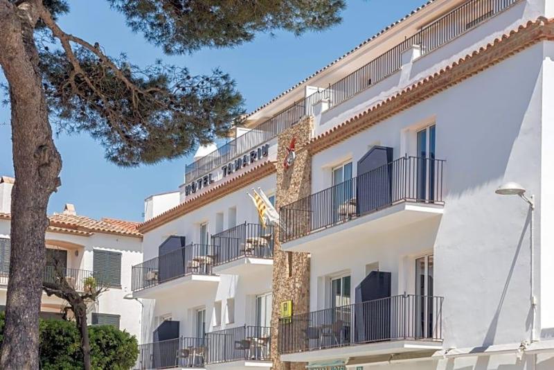 Logis Hotel Tamariu image