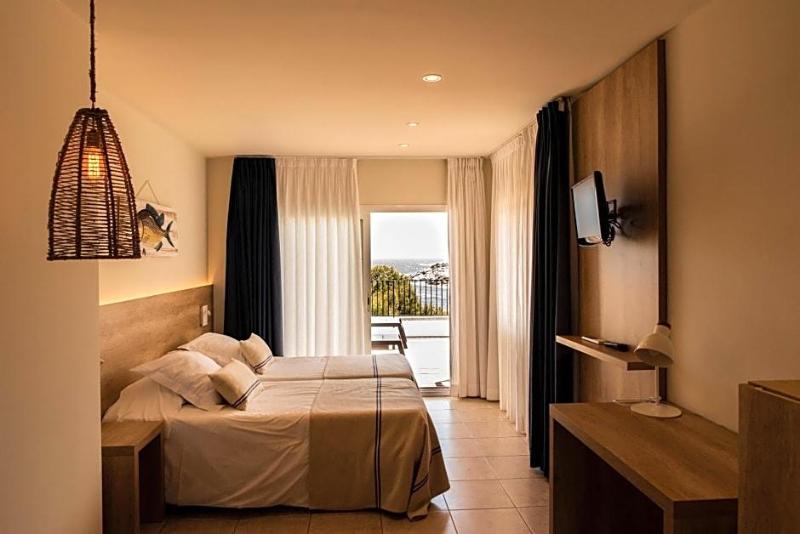 Logis Hotel Tamariu image