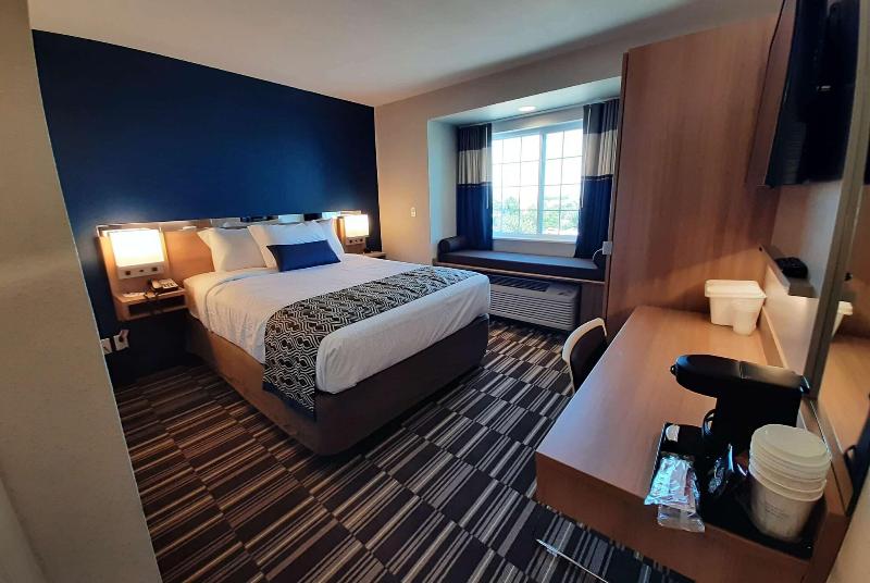 Microtel Inn & Suites By Wyndham Loveland image