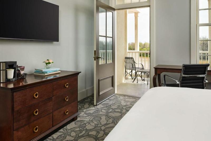 St. James Hotel Selma Tapestry image