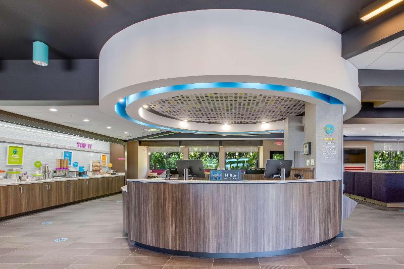 Tru by Hilton Saint Joseph image
