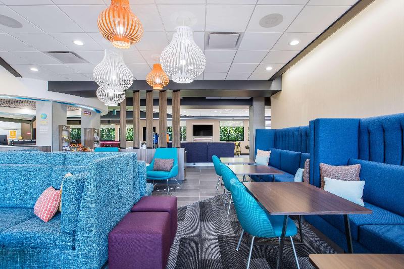 Tru by Hilton Saint Joseph image