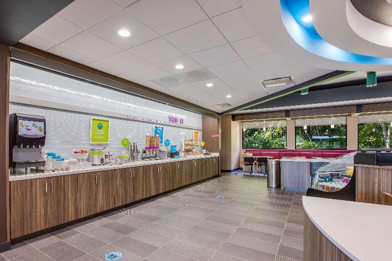 Tru by Hilton Saint Joseph image