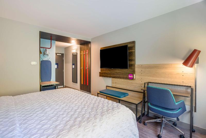 Tru by Hilton Saint Joseph image