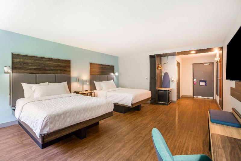 Tru by Hilton Saint Joseph image