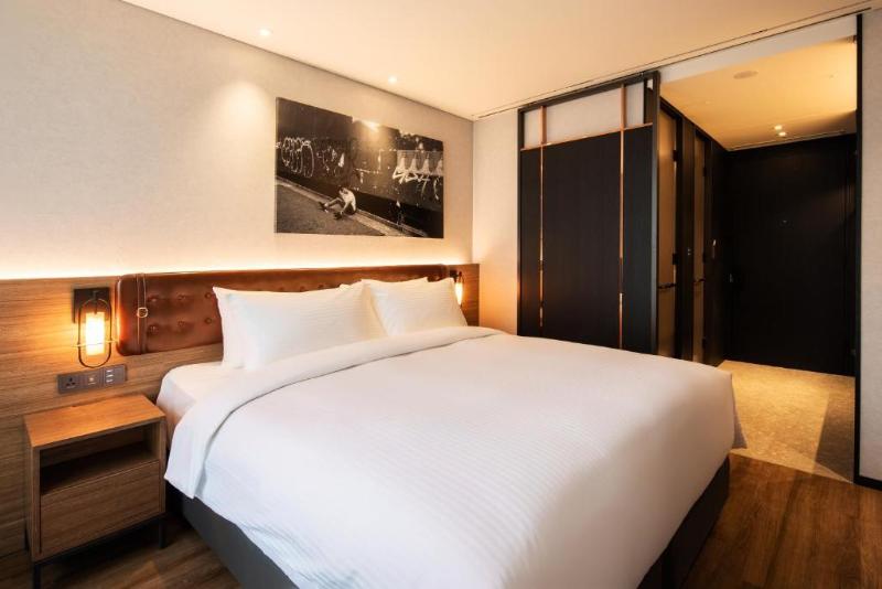 Mercure Ambassador Seoul Hongdae image