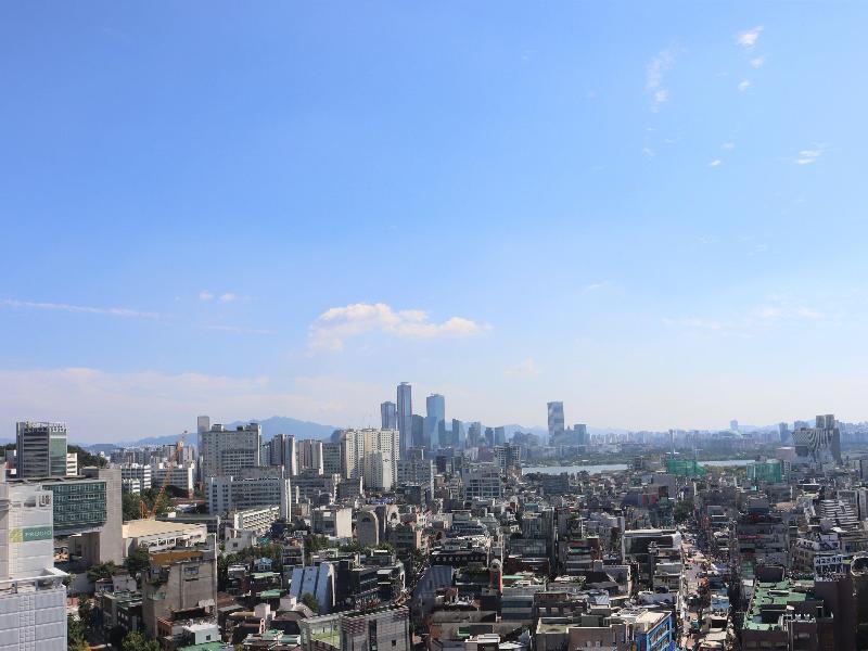 Mercure Ambassador Seoul Hongdae image