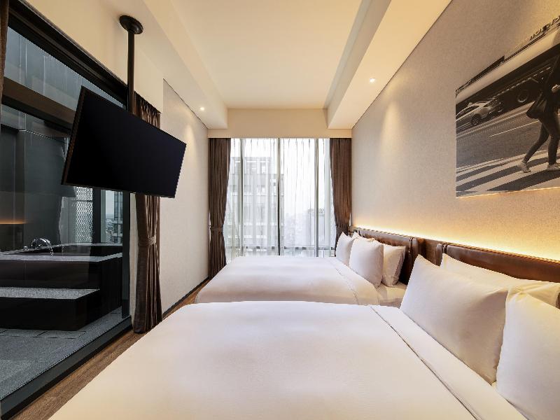 Mercure Ambassador Seoul Hongdae image